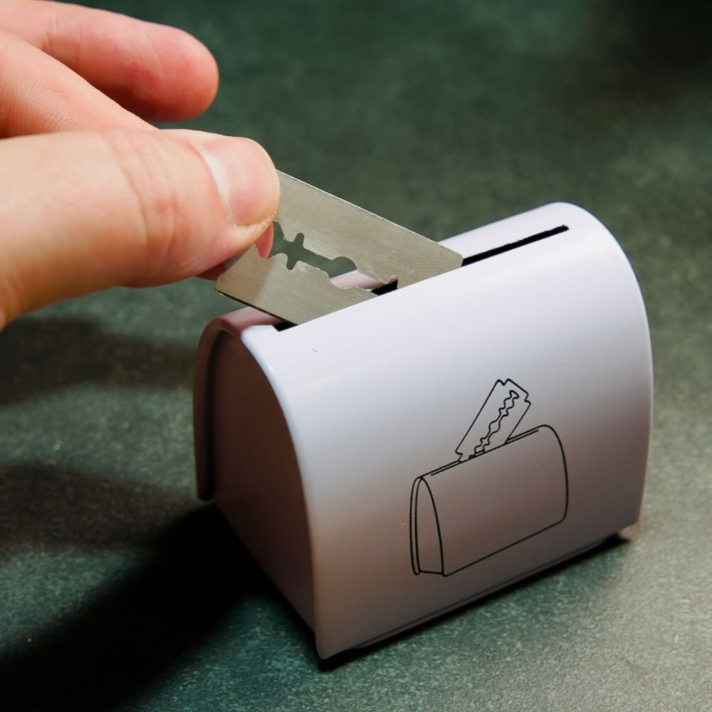 Handmade Stuga Razor Blade Disposal Case: sustainable, secure storage for used blades. Natural, discreet, Australian artisan quality.