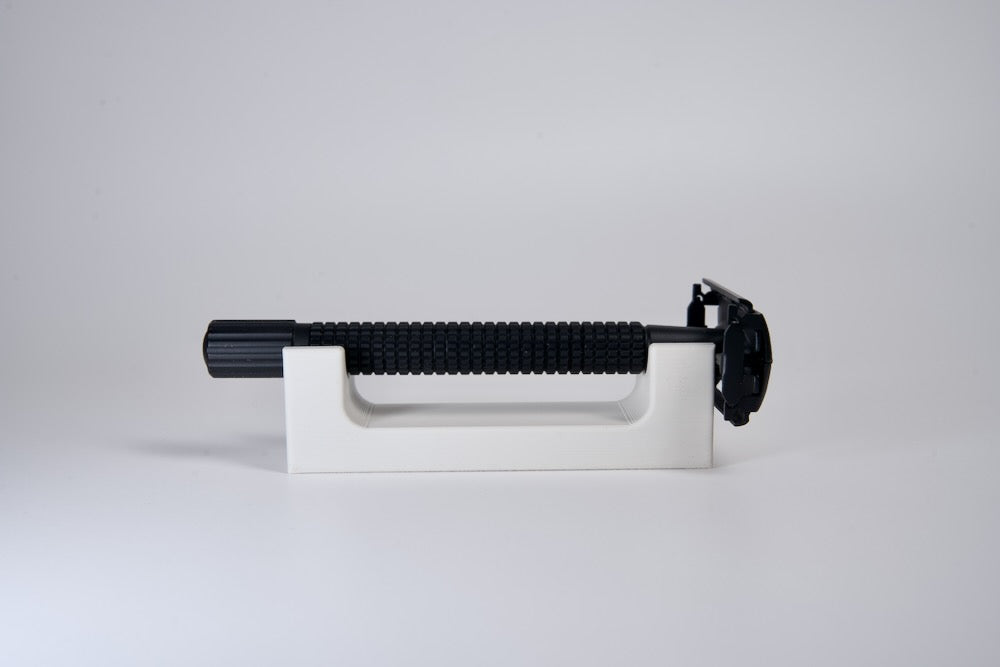 Razor Rest – Low Profile Safety Razor Stand