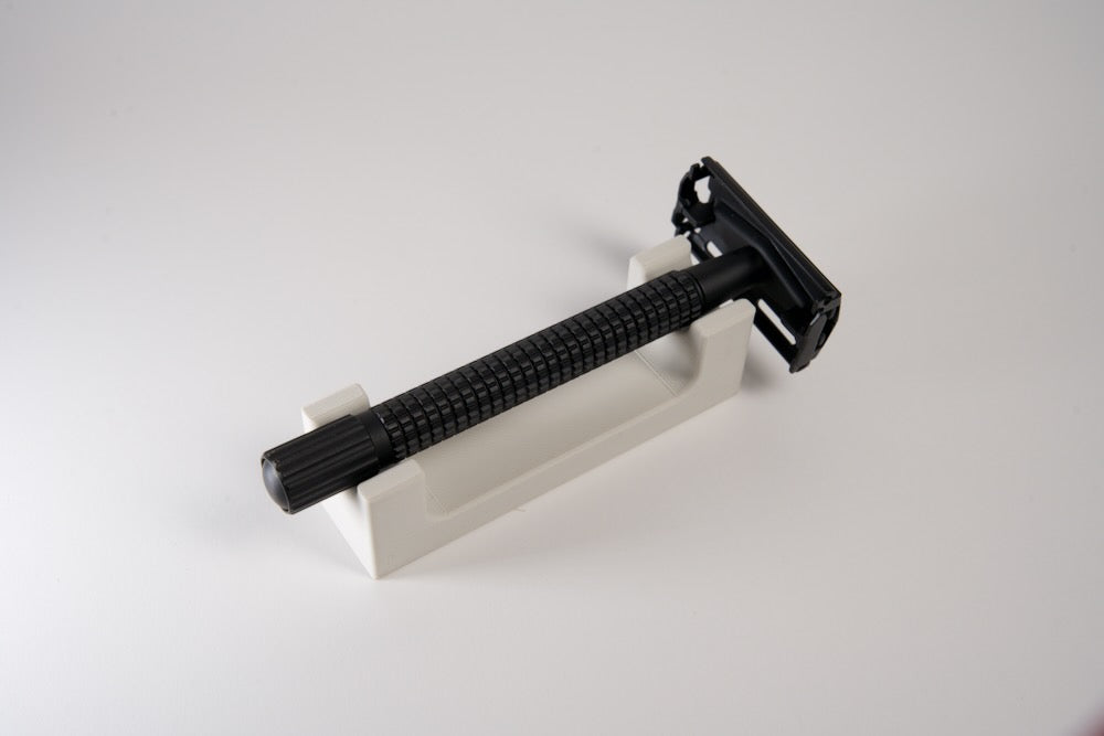 Razor Rest – Low Profile Safety Razor Stand